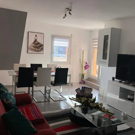 3 Pieces Proche Centre * オベルネ